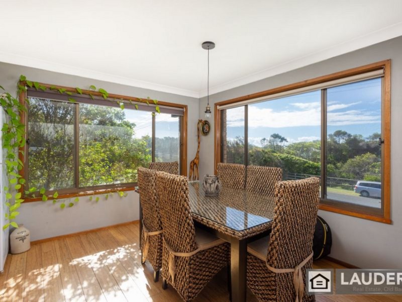 15 Pacific Parade, Old Bar NSW 2430
