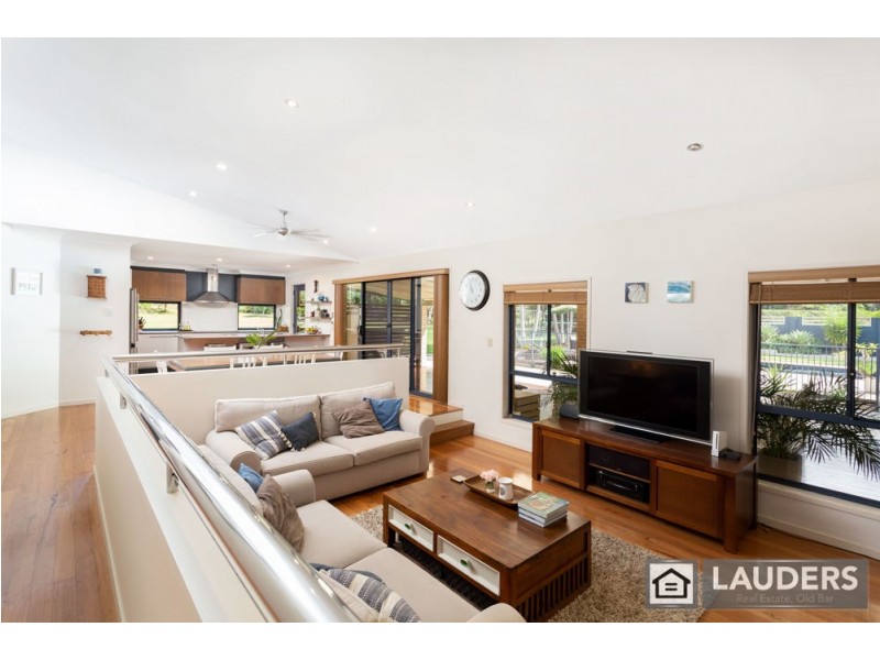 3 Peppermint Place, Old Bar NSW 2430