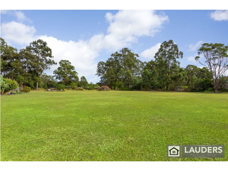 3 Peppermint Place, Old Bar NSW 2430