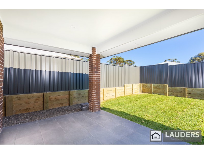8 Viewmont Way, Old Bar NSW 2430