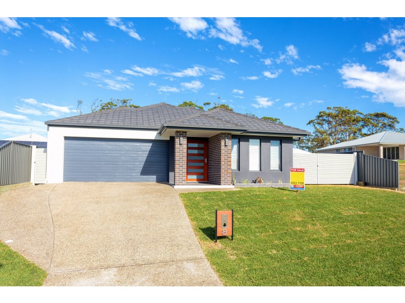 8 Viewmont Way, Old Bar NSW 2430