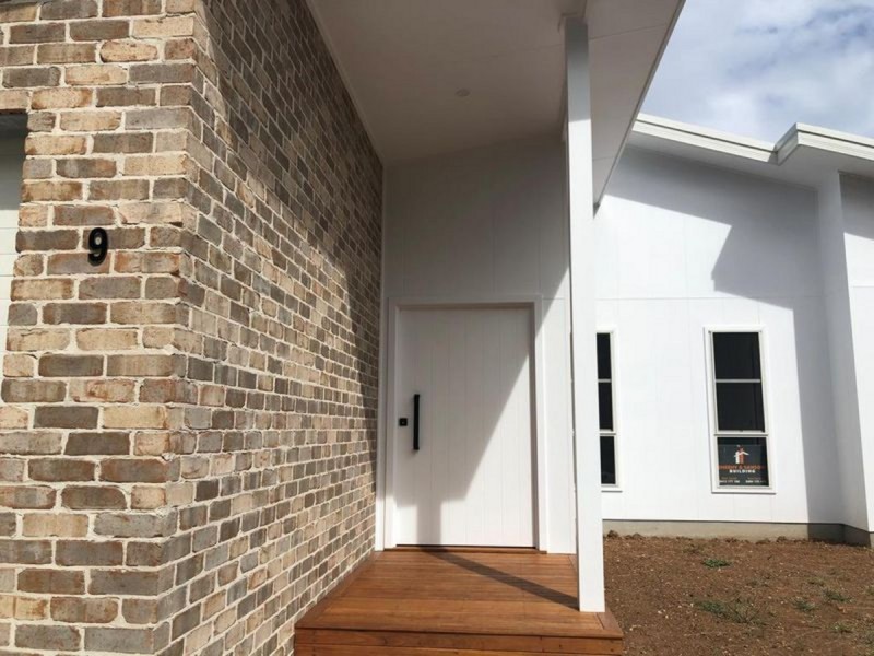 9 Alveena Court, Wallabi Point NSW 2430