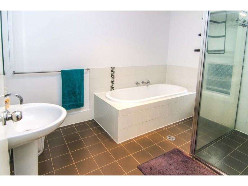 38 Ivy Crescent, Old Bar NSW 2430