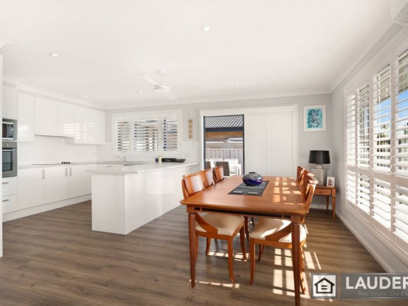 1/13 Yellowfin Avenue, Old Bar NSW 2430