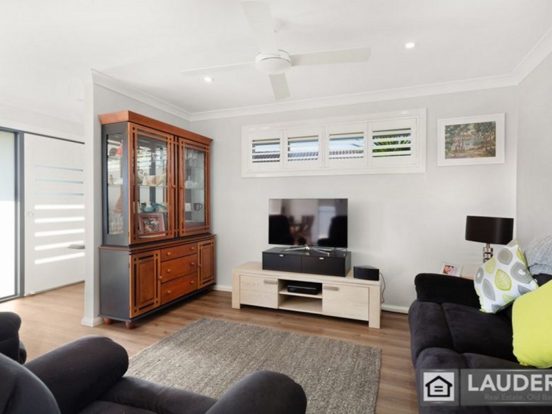 1/13 Yellowfin Avenue, Old Bar NSW 2430