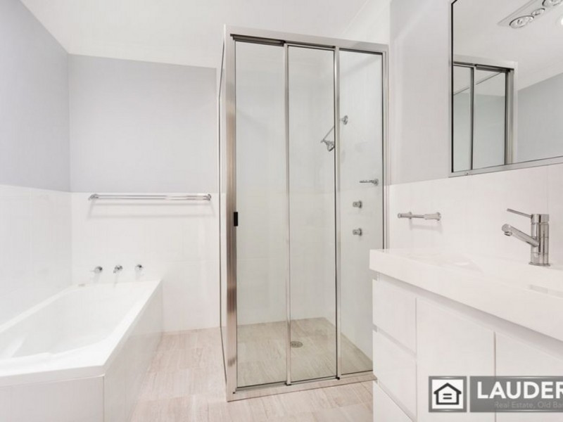1/13 Yellowfin Avenue, Old Bar NSW 2430