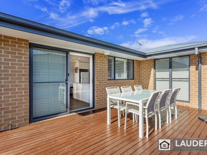 1/13 Yellowfin Avenue, Old Bar NSW 2430