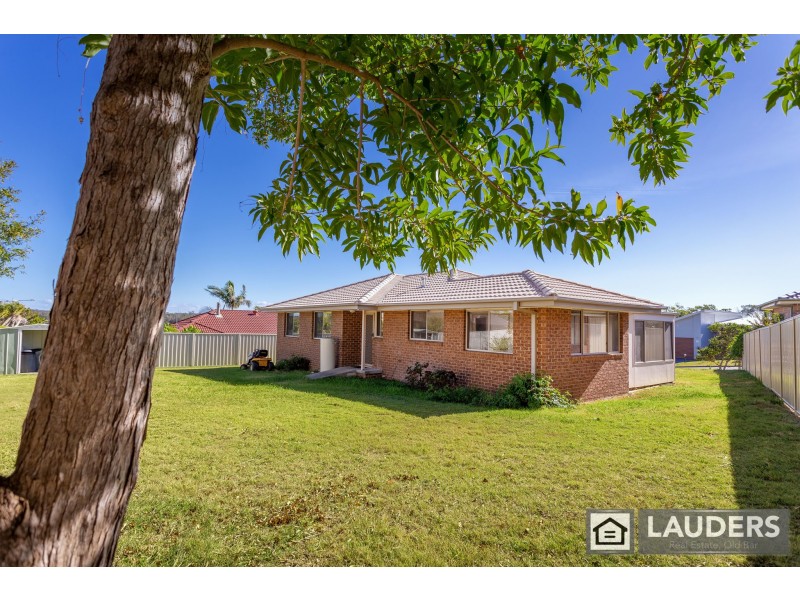 35 Carrabeen Drive, Old Bar NSW 2430