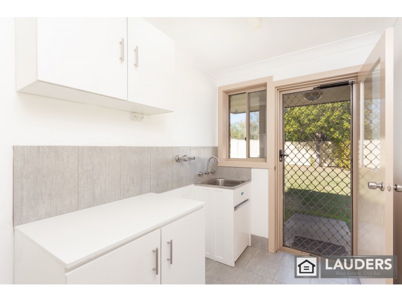 35 Carrabeen Drive, Old Bar NSW 2430