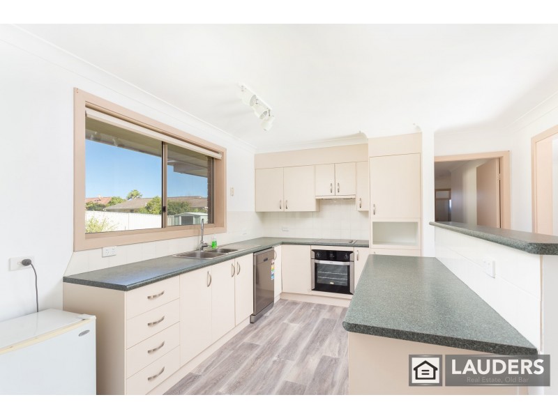 35 Carrabeen Drive, Old Bar NSW 2430