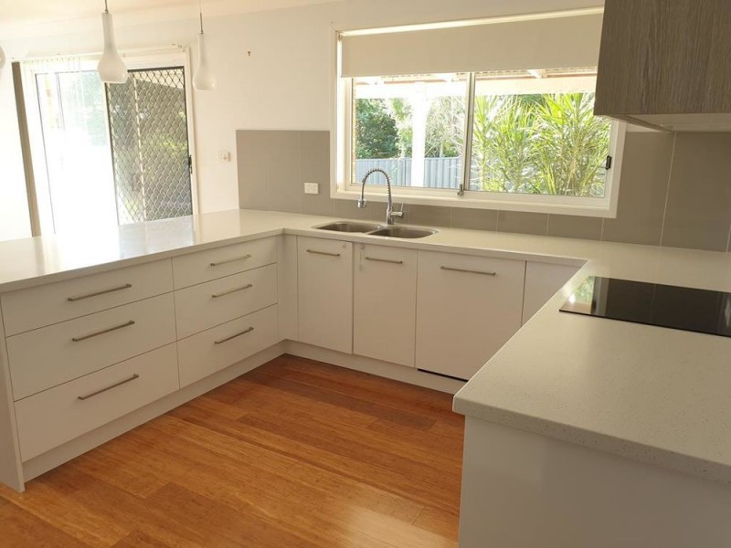 42 Carrabeen Drive, Old Bar NSW 2430