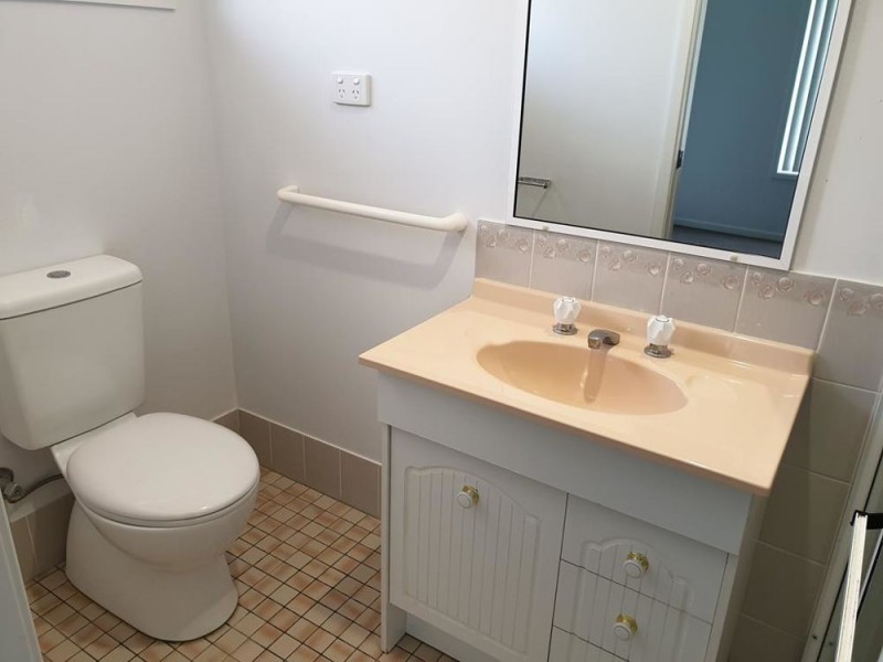 42 Carrabeen Drive, Old Bar NSW 2430