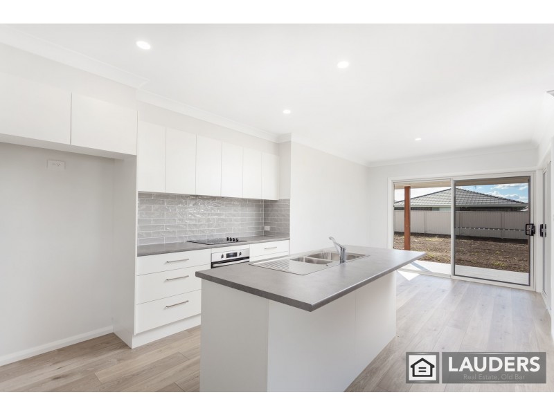 114 Albatross Way, Old Bar NSW 2430