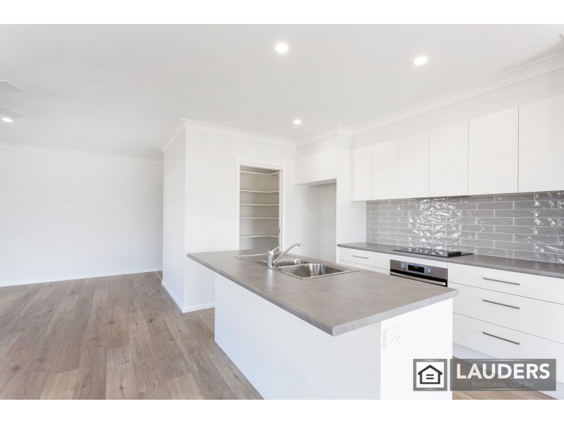 114 Albatross Way, Old Bar NSW 2430