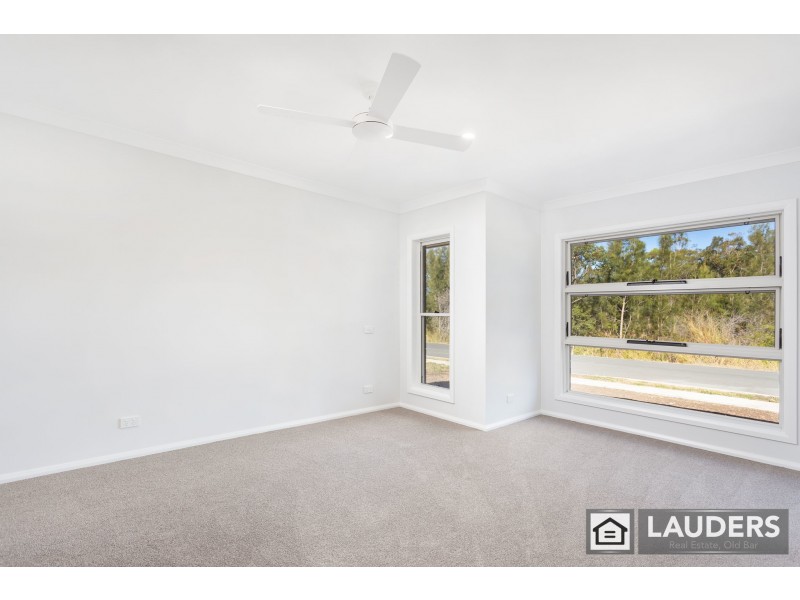 114 Albatross Way, Old Bar NSW 2430