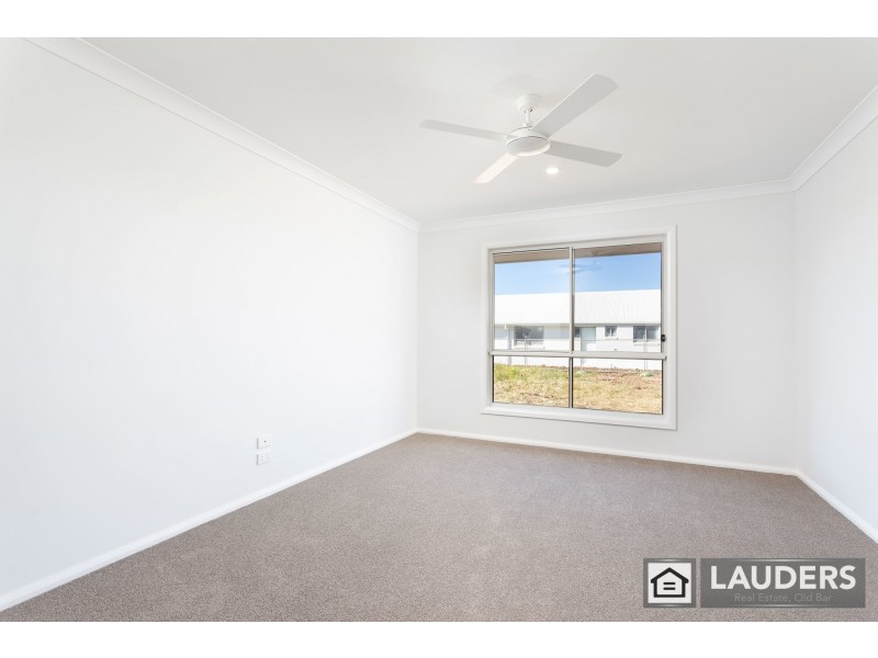 114 Albatross Way, Old Bar NSW 2430