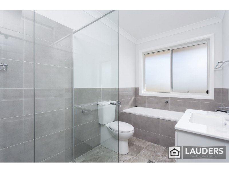 114 Albatross Way, Old Bar NSW 2430