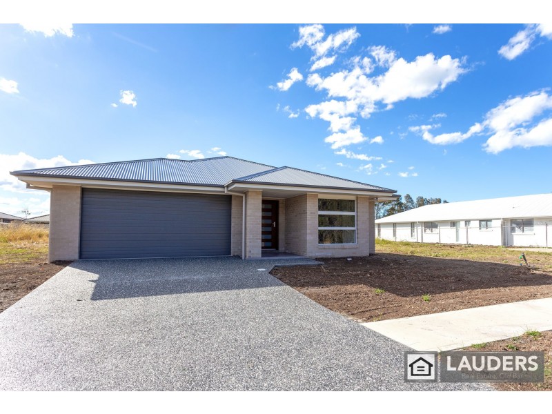 114 Albatross Way, Old Bar NSW 2430