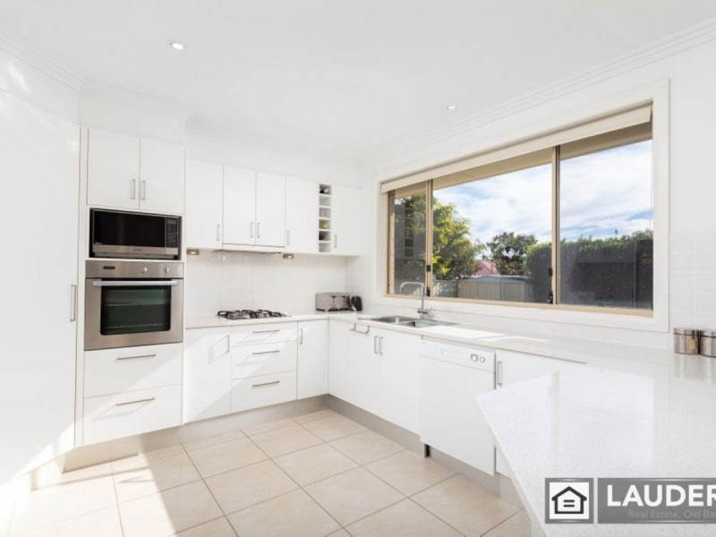 7 Ivy Crescent, Old Bar NSW 2430