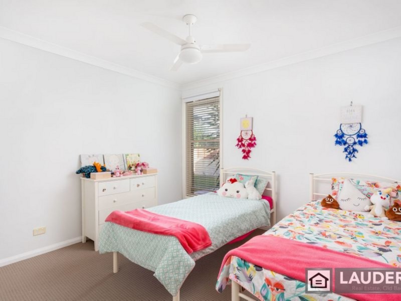 7 Ivy Crescent, Old Bar NSW 2430