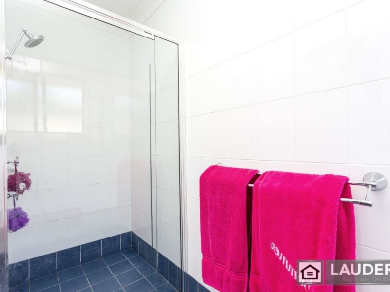 7 Ivy Crescent, Old Bar NSW 2430