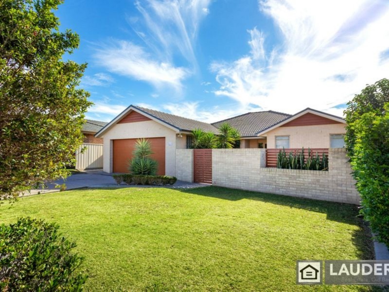 7 Ivy Crescent, Old Bar NSW 2430