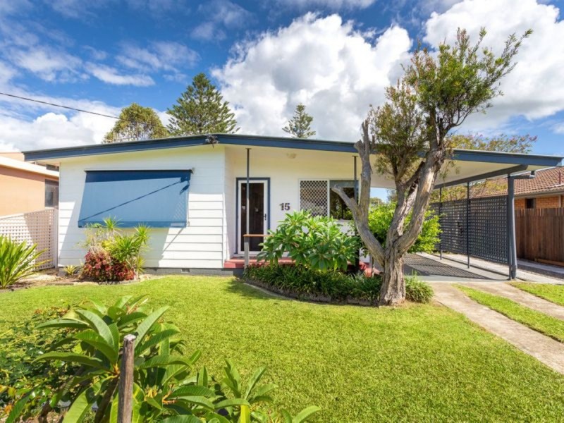 15 Richardson Street, Old Bar NSW 2430