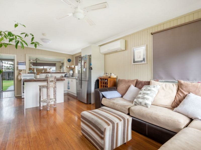 15 Richardson Street, Old Bar NSW 2430