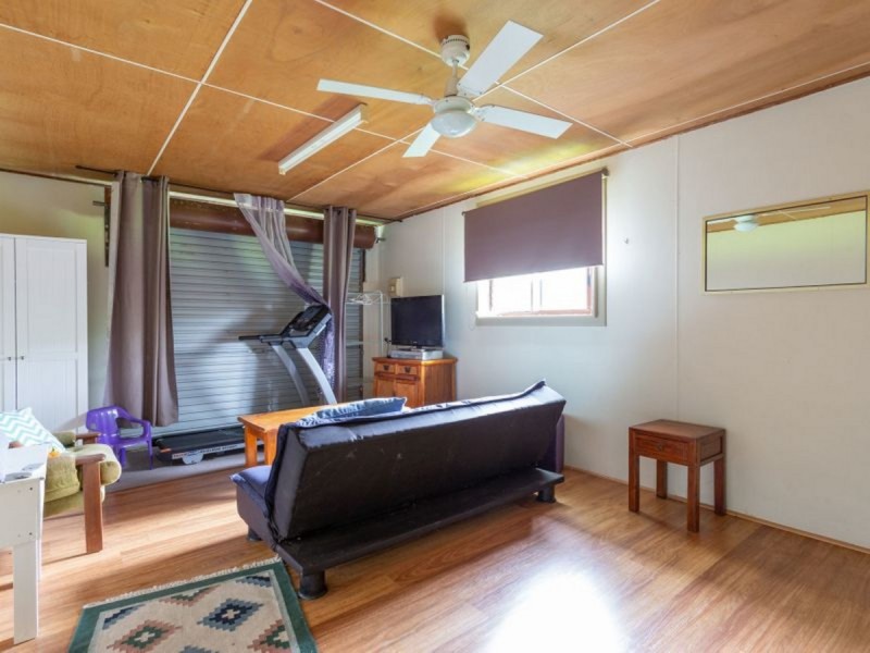 15 Richardson Street, Old Bar NSW 2430