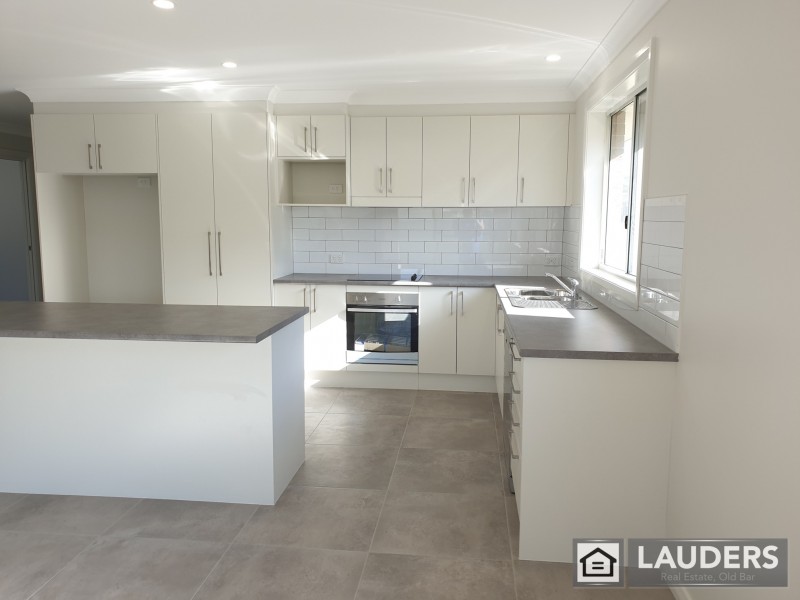19A Albatross Way, Old Bar NSW 2430