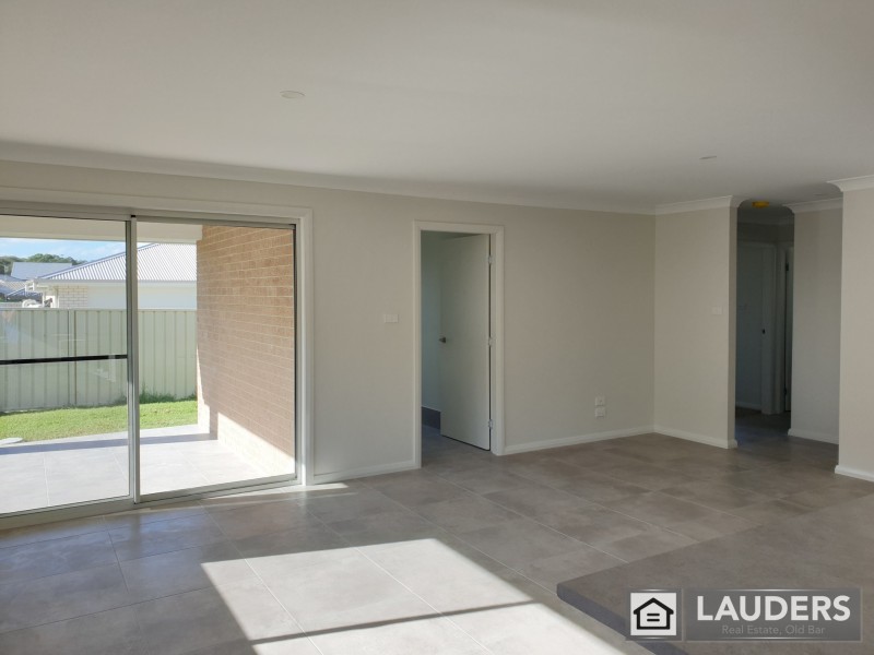 19A Albatross Way, Old Bar NSW 2430