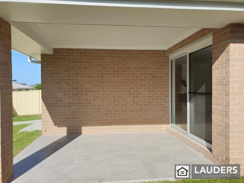 19A Albatross Way, Old Bar NSW 2430