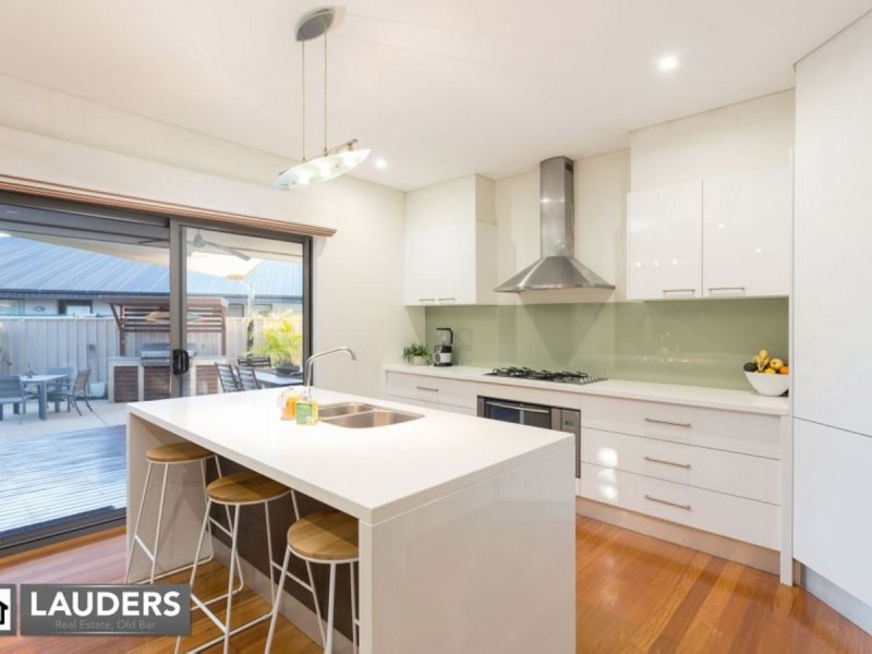 38 Bluehaven Drive, Old Bar NSW 2430
