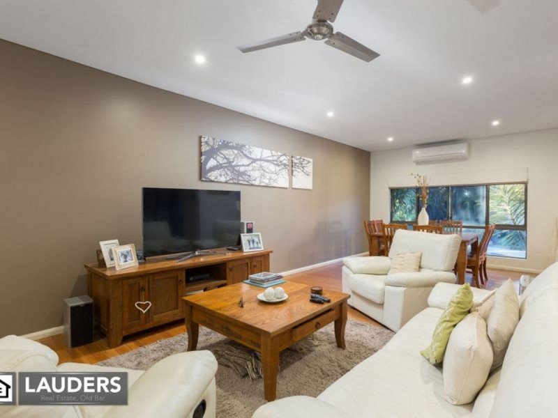 38 Bluehaven Drive, Old Bar NSW 2430