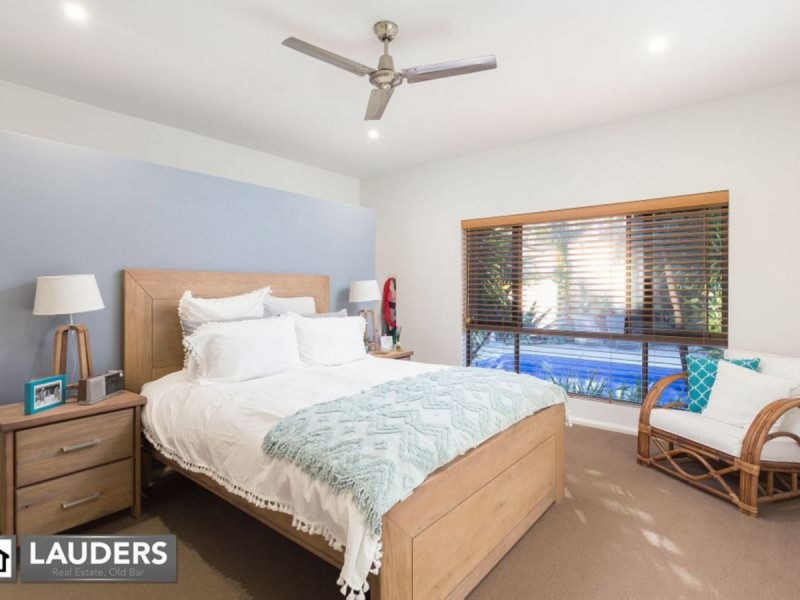 38 Bluehaven Drive, Old Bar NSW 2430