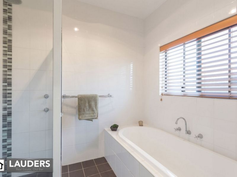 38 Bluehaven Drive, Old Bar NSW 2430