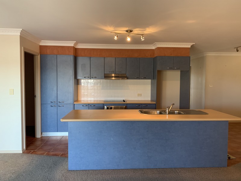 2/3 Ivy Crescent, Old Bar NSW 2430