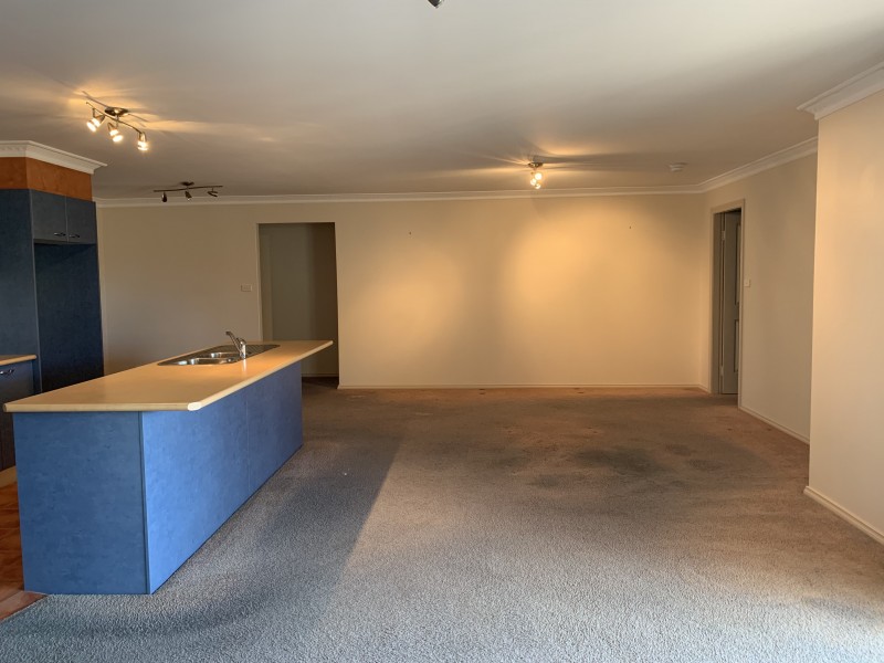 2/3 Ivy Crescent, Old Bar NSW 2430