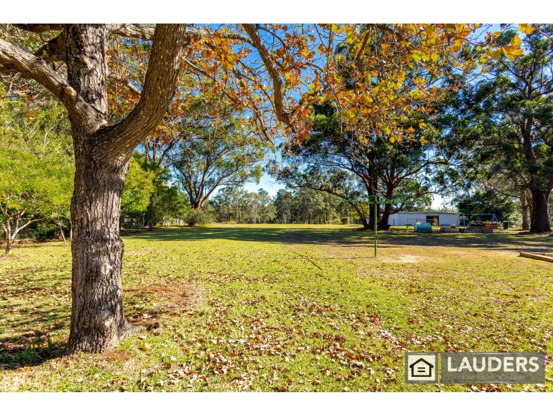 6 Windamere Place, Old Bar NSW 2430