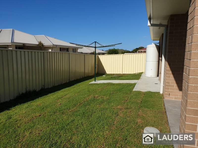 19A Albatross Way, Old Bar NSW 2430