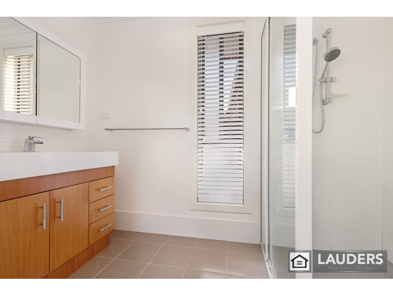 39 South Heron Road, Old Bar NSW 2430