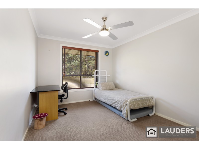 39 South Heron Road, Old Bar NSW 2430