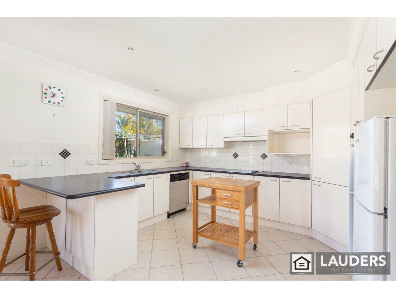 28 Mistral Place, Old Bar NSW 2430