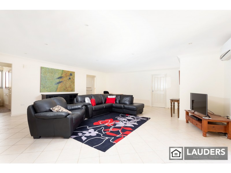 28 Mistral Place, Old Bar NSW 2430