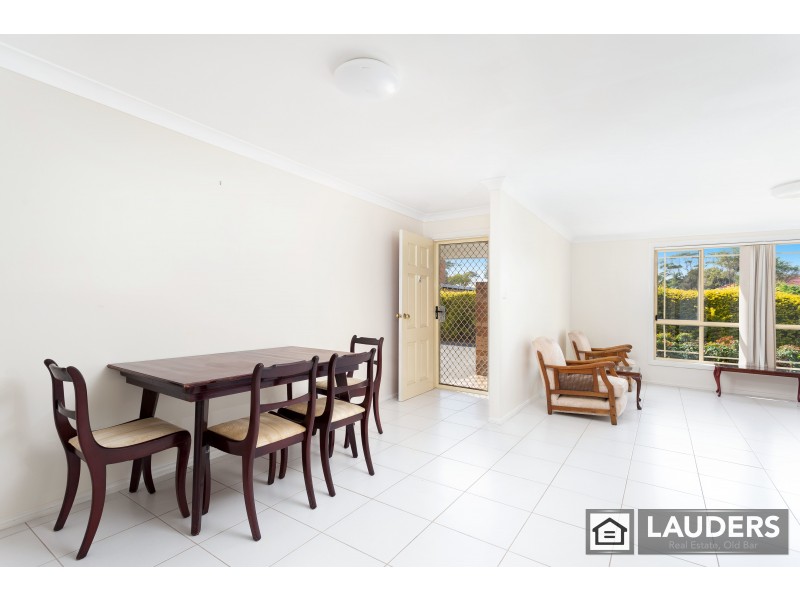 4/34 Old Bar Road, Old Bar NSW 2430