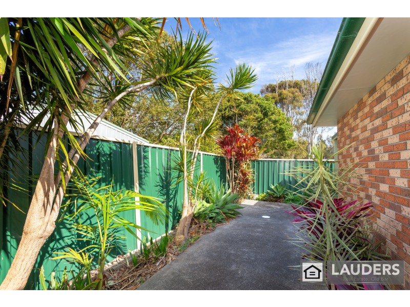 4/34 Old Bar Road, Old Bar NSW 2430