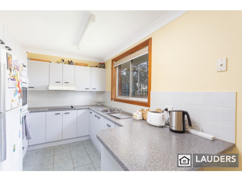 5 Redbank Road, Old Bar NSW 2430