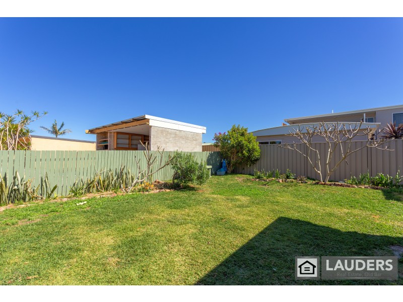 5 Lewis Street, Old Bar NSW 2430