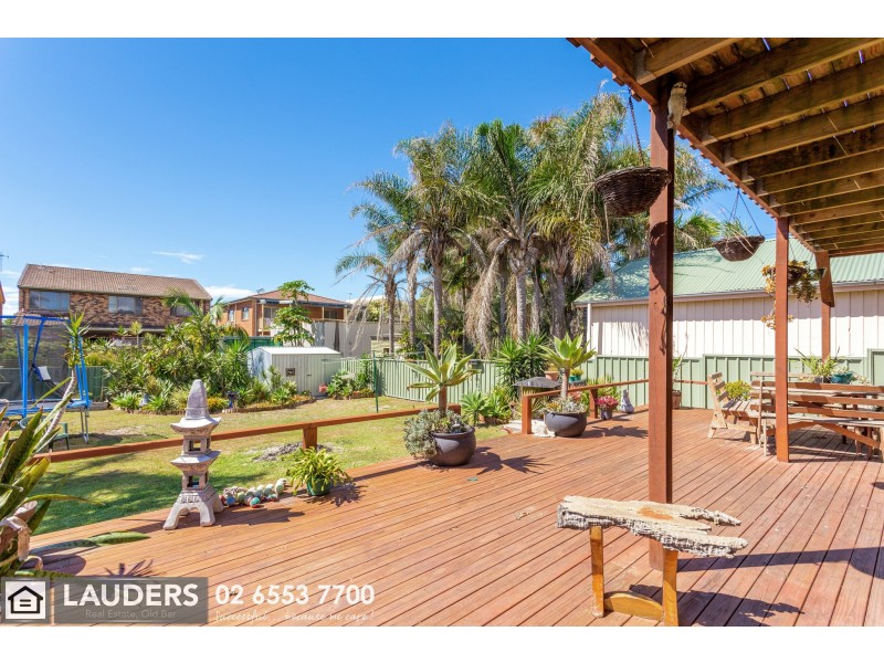 50 Hall Street, Old Bar NSW 2430