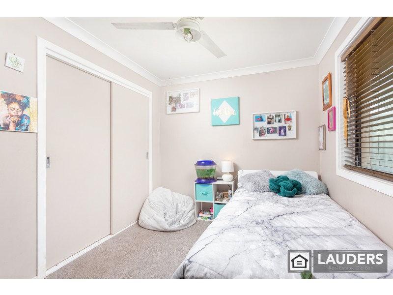 50 Hall Street, Old Bar NSW 2430
